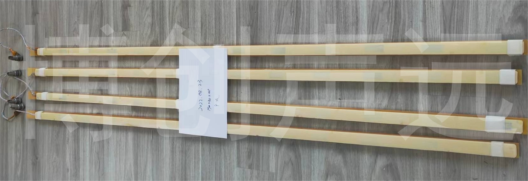 随钻一体化条带结构接收换能器